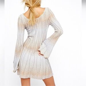 Free People Chevron Knit Tunic (Retail, 2012 Collection) –Metal FP Plate Size-SM